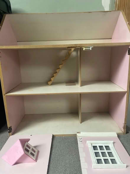 Photo of free Dolls house / up cycling project (BR2) #3