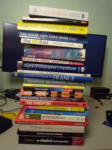 Photo of free Uncategorised books (take any or all) (Haywards Heath RH16) #1