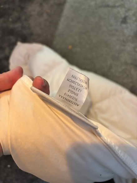 Photo of free 13.5tog single duvet (Winchester, SO22) #2