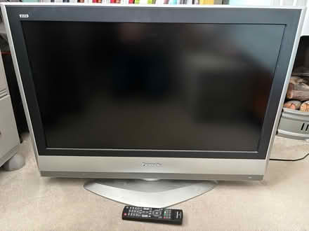 Photo of free Panasonic 32” tv (Sigglesthorne HU11) #1