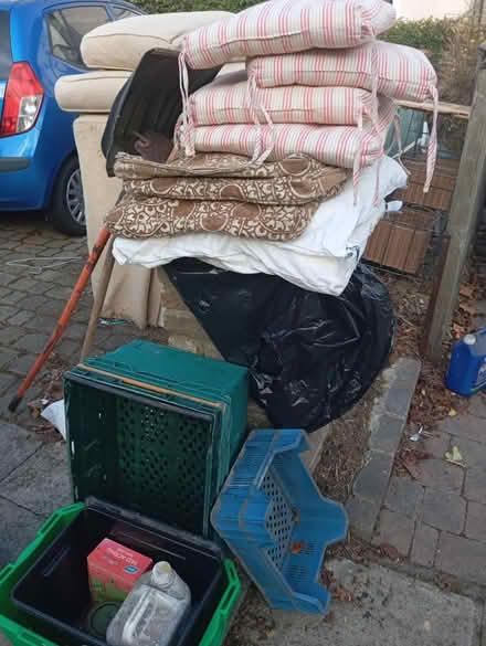 Photo of free Wood/ Sofas / Miscellaneous (N3) #4