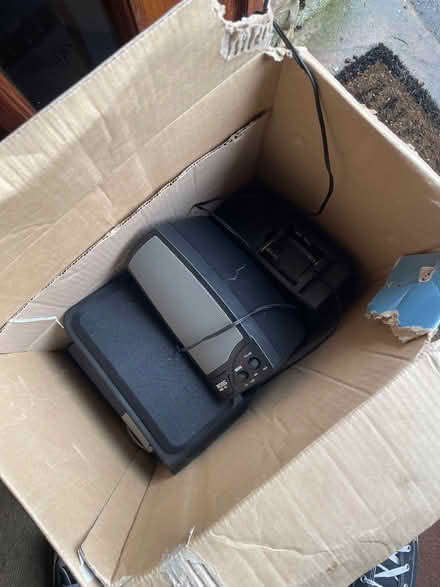 Photo of free Box of mixed computer speakers (Halton LA2) #1
