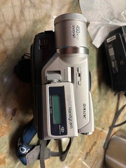 Photo of free 2 Movie Cameras (Palo Alto near Lucy Stern) #1