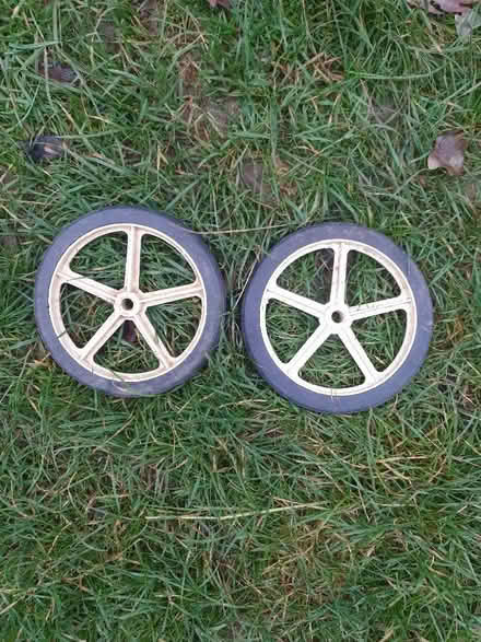 Photo of free Wheels (Kidlington OX5) #1