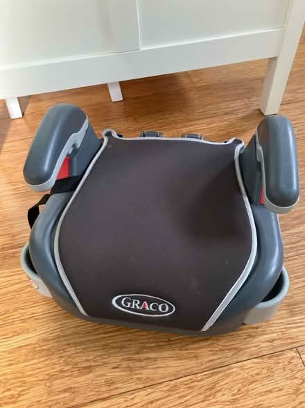Photo of free Car Booster Seat (Finsbury Park N4) #1
