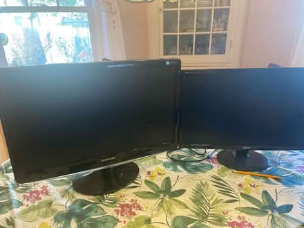 Photo of free Monitors (Simbury ct) #2