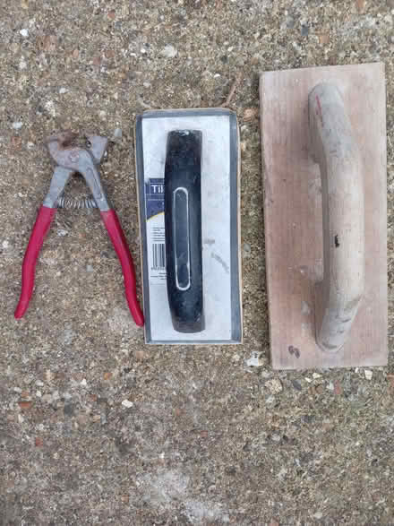 Photo of free Tiling Tools (Brickhill MK41) #1