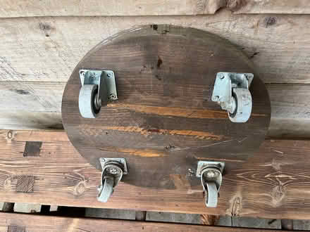 Photo of free Pot stand on casters WR5 (Red Hill WR5) #2