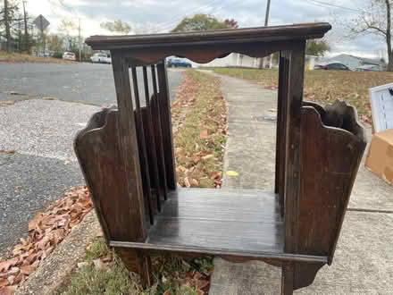 Photo of free Table, lamp, calendar curb alert (Odenton Kings Heights) #3