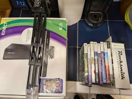 Photo of free Xbox 360 with Kinect + games (Kirkland) #1