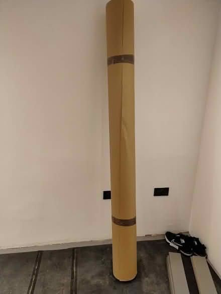 Photo of free roll of paper for packing / crafts (SE1) #1