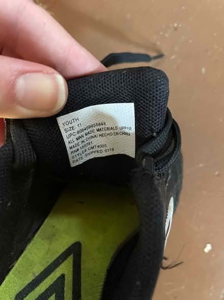 Photo of free Youth size 11 umbro soccer cleats (Odenton Kings Heights) #2