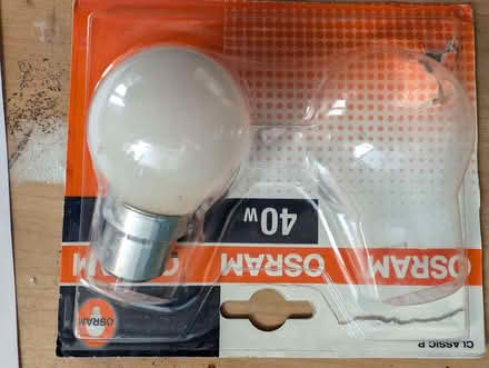 Photo of free Bayonet bulb for a lamp, 40w x1 (Kidlington OX5) #1