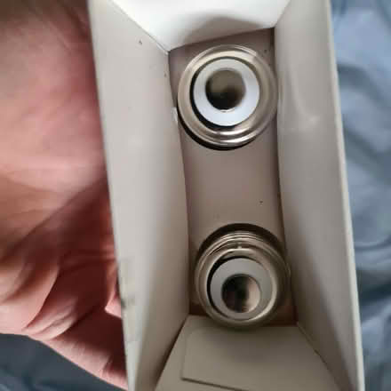 Photo of free 2-pack of lightbulbs (Kidlington OX5) #2