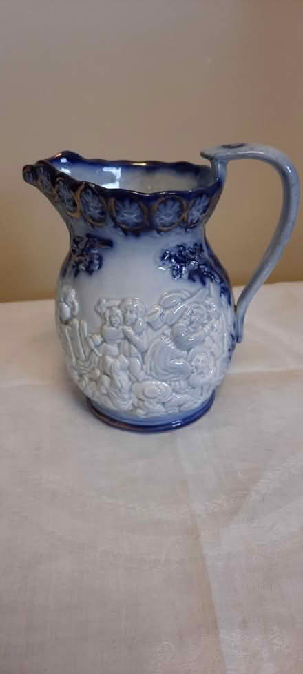 Photo of free Old Victorian Blue & White Jug (Gosport PO12) #4