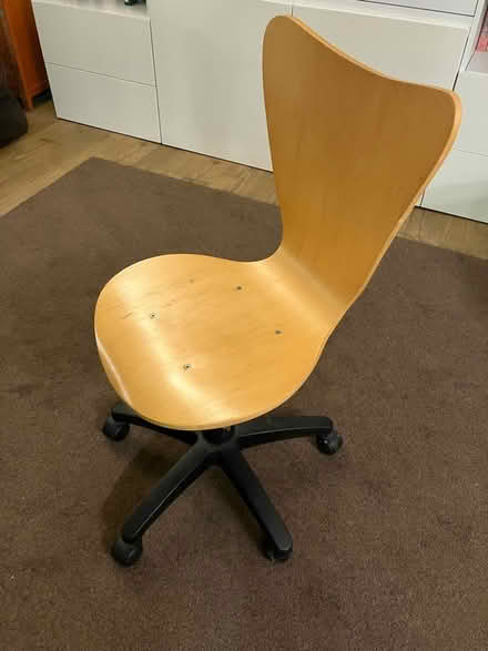 Photo of free Office chair (Berkhamsted, HP4) #1