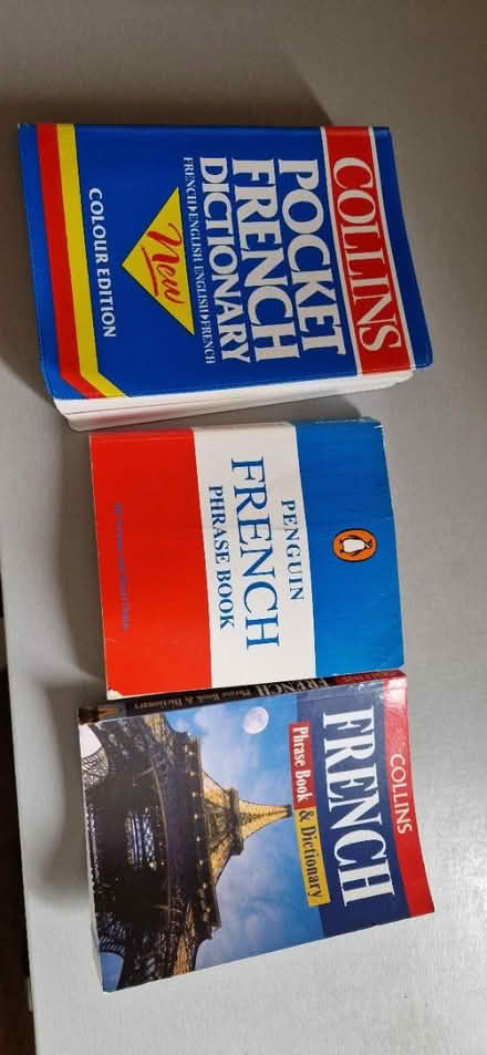 Photo of free 3 French Phrase Books & Dictionary (Muswell Hill N10) #1