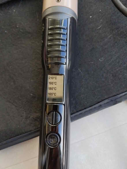 Photo of free Babyliss soft wave curler (Danderhall EH22) #4