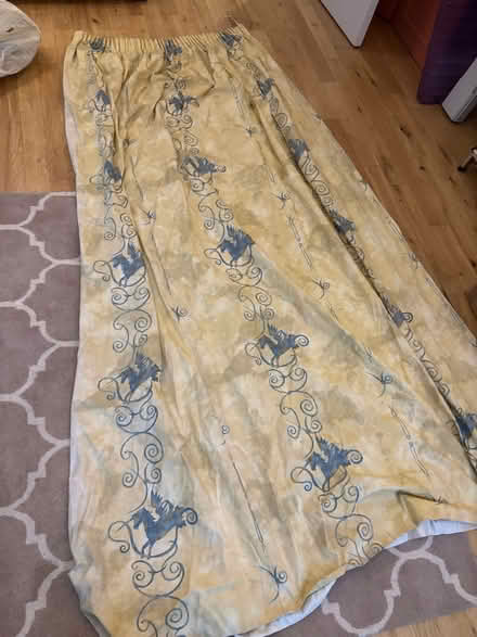 Photo of free 2x pairs of blackout lined curtains (Streatham SW16) #1