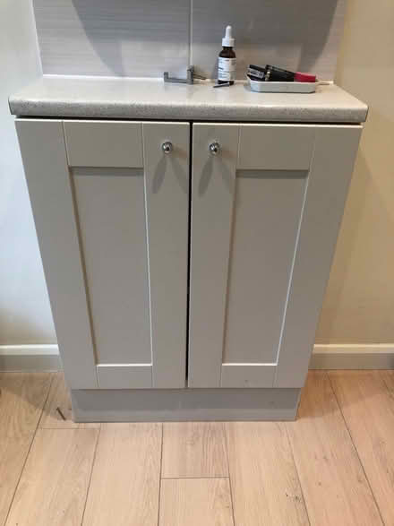 Photo of free Fitted bathroom cupboards and sink (OX4 Iffley) #4