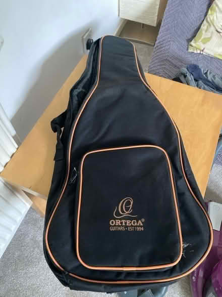 Photo of free 3/4 size soft guitar case (Oxgangs EH13) #1