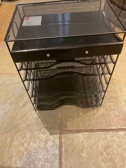 Photo of free A4 paper size desk tidy (Warton LA5) #2