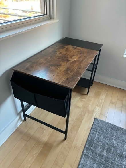 Photo of free Office desk (Harbor East) #2