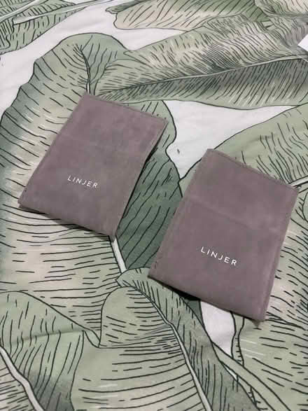 Photo of free Linjer velvet jewellery pouches (Carshalton SM5) #1