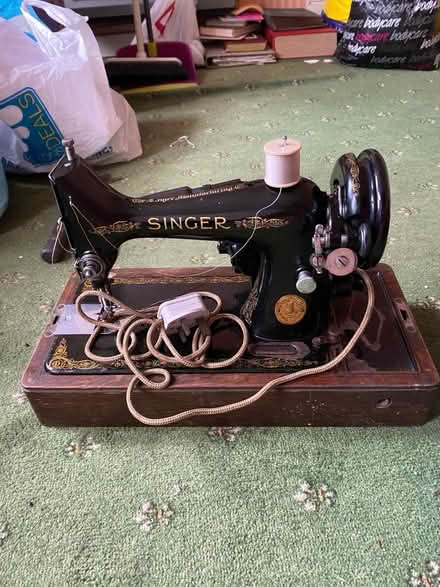 Photo of free Singer Sewing Machine (Swallownest S26) #1