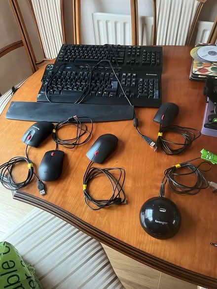 Photo of free Computer Keyboards & 4 Mice (Whyteleafe, CR3) #1