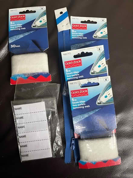 Photo of free Hemming web (Ealing Common W5) #1