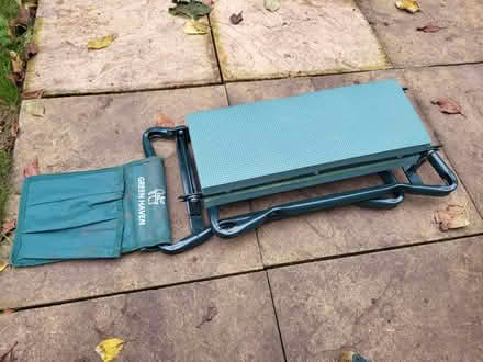 Photo of free Gardening knee protector/chair (SW19 - South Wimbledon) #1