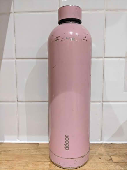 Photo of free 1 Litre metal water bottle (Twickenham TW2) #1