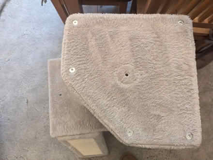 Photo of free Cat tree (Sutton) #2