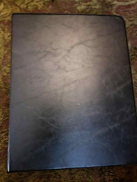 Photo of free Organizer binder (Udist) #1