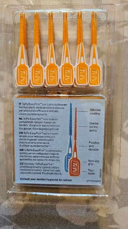 Photo of free TeePee Easy Picks - Size orange (Knightsfield AL8) #1