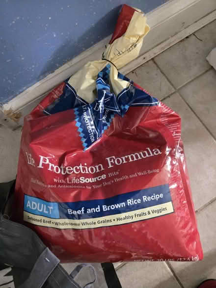 Photo of free Blue Buffalo Dog Food (Washington 20020) #1
