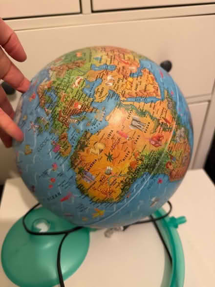 Photo of free Broken Globe Lamp (Darnley) #1