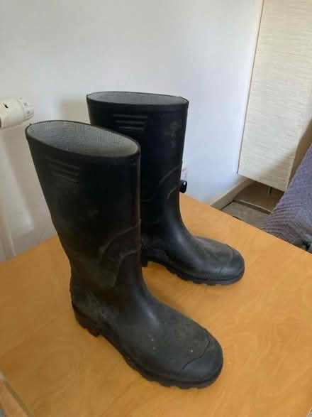 Photo of free Welly boots size 5 (Oxgangs EH13) #1