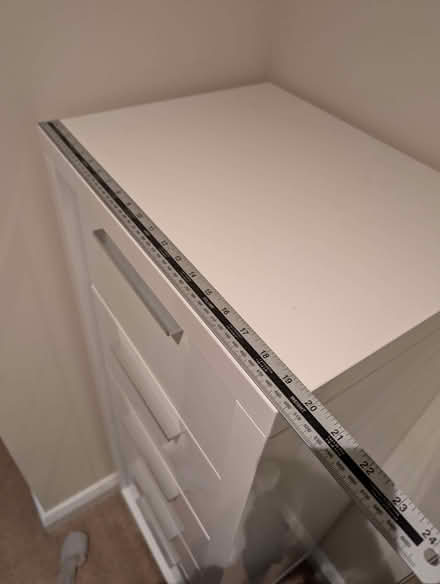 Photo of free Drawer unit (Southcote RG30) #4