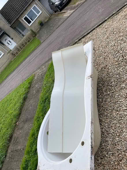 Photo of free P shaped acrylic bath (Nailsworth) #1