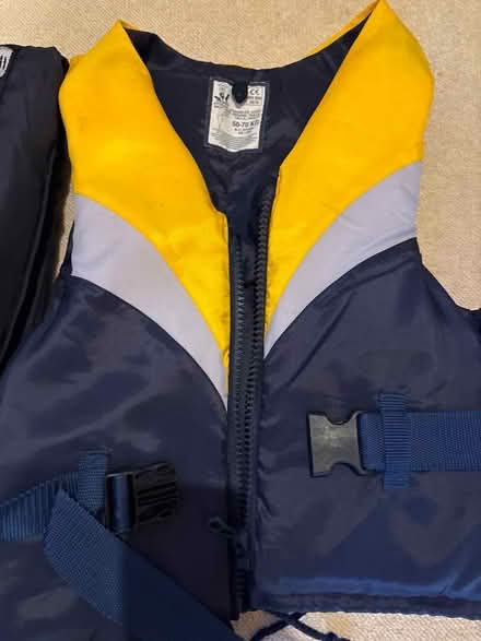 Photo of free Junior 40KG+ buoyancy aids/life jackets (Crowthorne RG45) #2