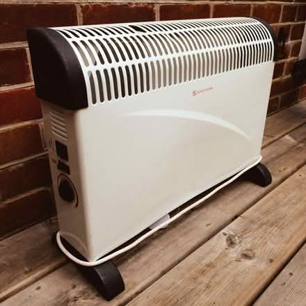 Photo of free Electric heater (Emsworth PO10) #1