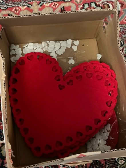 Photo of free Valentines crafting and decor (Dempster east of Ridge) #1