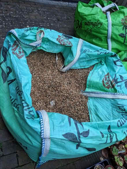 Photo of free horticultural grit (Hobson's Monument CB2) #1