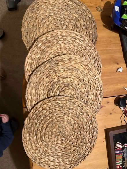 Photo of free 4 wicker place mats (Stubbington PO14) #1