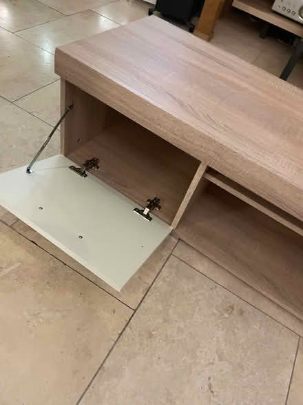 Photo of free TV cabinet (Shoreham, BN43 6DE) #4