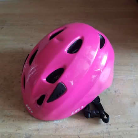 Photo of free Childrens Bike Helmet (Yonge Eglinton) #2