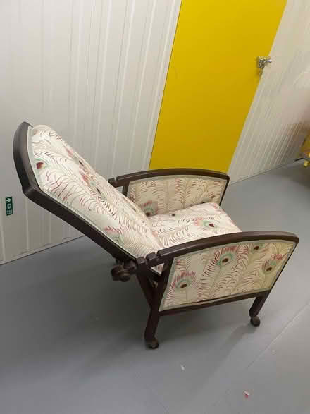 Photo of free Vintage recliner chair (Norbiton KT2) #3