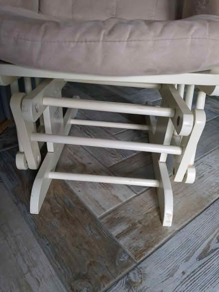 Photo of free Nursing rocking chair (Kingswood) #4